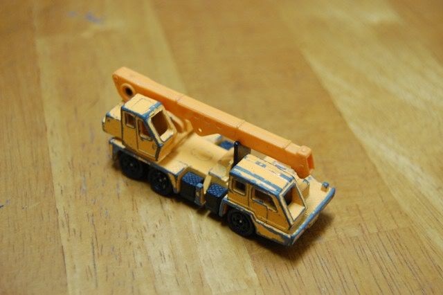 Tomica Nissan Diesel Truck Crane