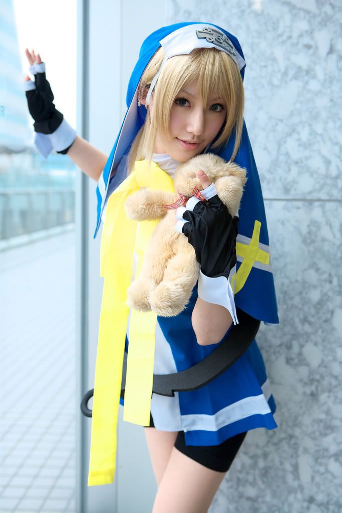 Forum Image: http://i3.photobucket.com/albums/y52/sHaDoWKuBi/Cosplay/1177924251194ff9.jpg