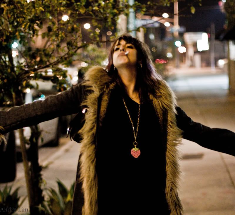 IMAGE: http://i3.photobucket.com/albums/y52/sk8gitar23/IMG_0761.jpg