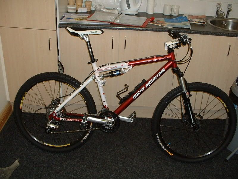 jcbikke001.jpg