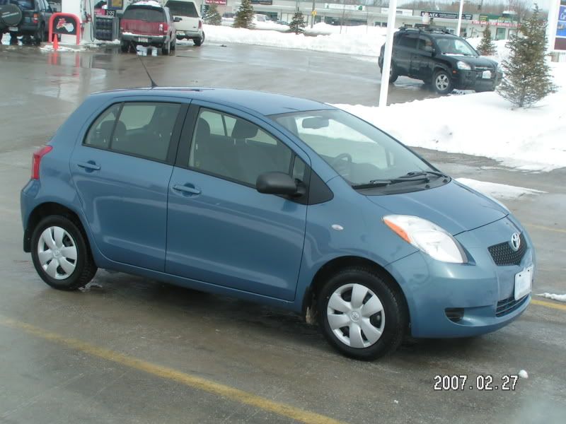 2007 toyota yaris touch up paint #1