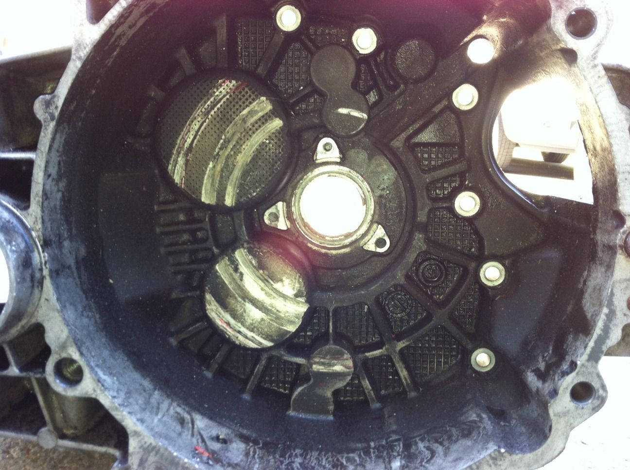 F.S. O2M 6Speed. Bellhousing cracked VW Vortex Volkswagen Forum