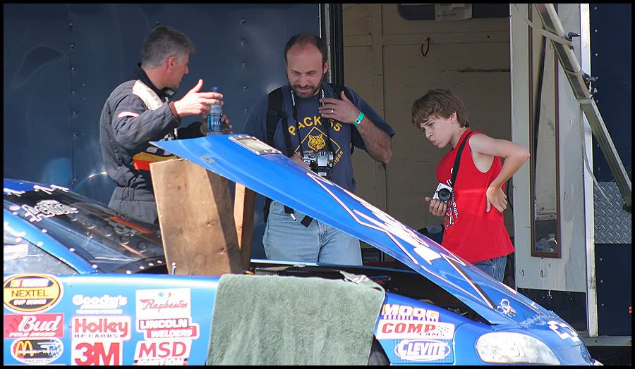 IMAGE: http://i3.photobucket.com/albums/y56/jeremyirwin/jfoster.jpg