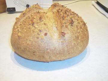 GlorysGuinessandWalnutsBread.jpg G and W picture by qahtan