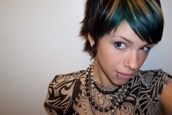 short haircuts 2011 for teenage girls. short hair styles for teen
