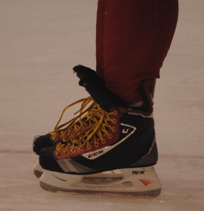 Ccm Ovi Skates