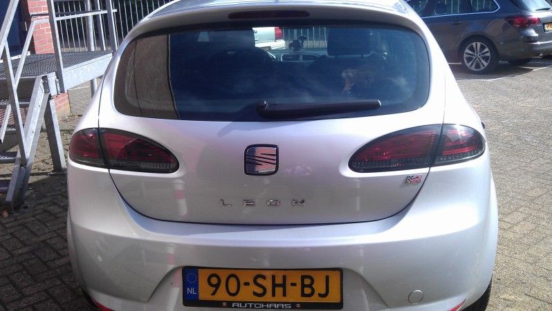 http://i3.photobucket.com/albums/y62/MastahJohn/AYGO-LEON/IMAG1114.jpg