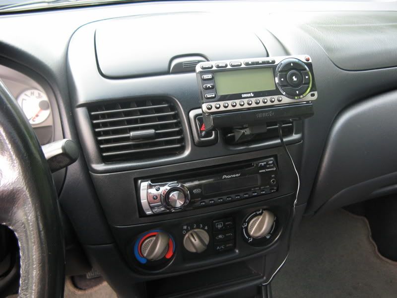 How to remove radio from 2002 nissan sentra #7