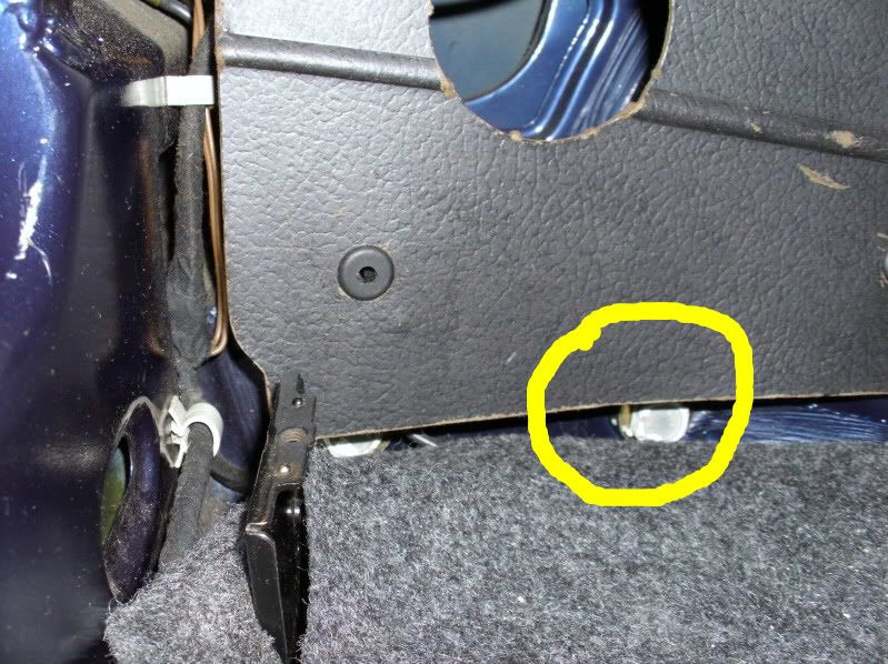 Need Help ASAP. Tail Lighting/Wiring issue.. fuses keep popping! VW Vortex Volkswagen Forum