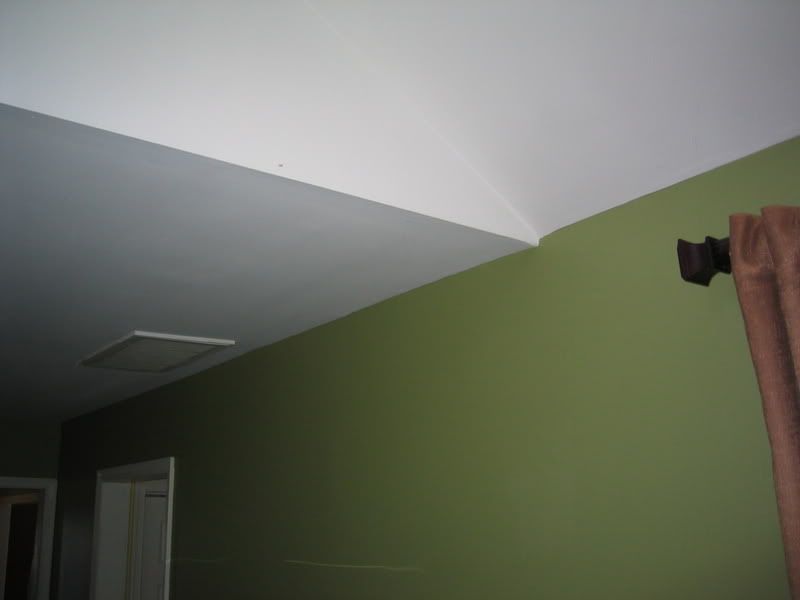 Crown Molding A Vaulted Ceiling Doityourself Com Community