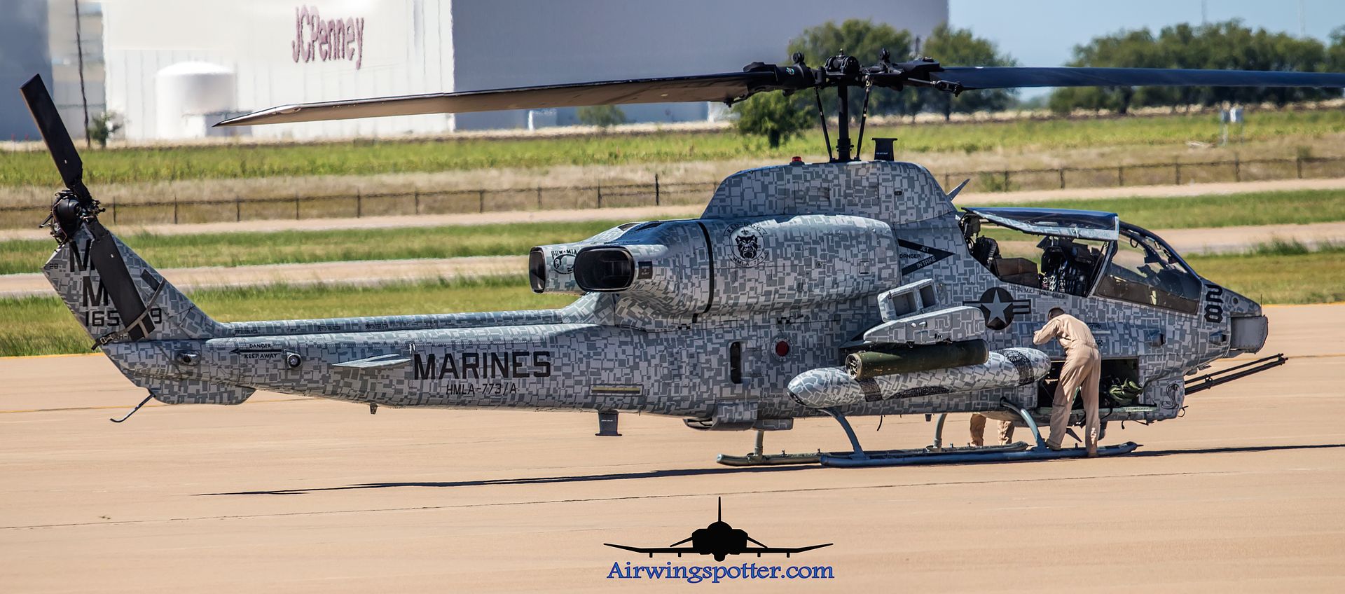  AH-1W camuflaje digital