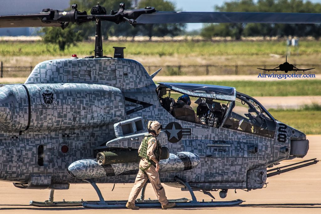 AH-1W camuflaje digital