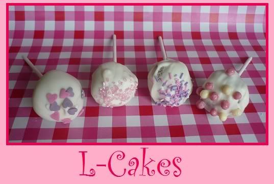 http://i3.photobucket.com/albums/y68/sweetangelleonie/cakepops.jpg