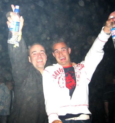 [img width=400 height=429]http://i3.photobucket.com/albums/y69/gilowyn/NatureOne/no_7_kl.jpg[/img]