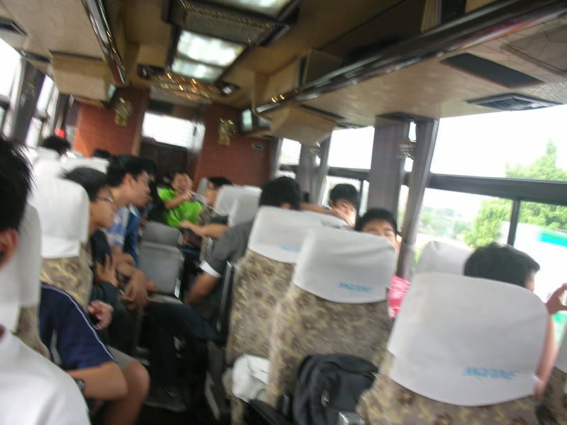 Chuki Bus interior