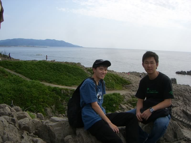 Shuotian and Paul at Tojinbo