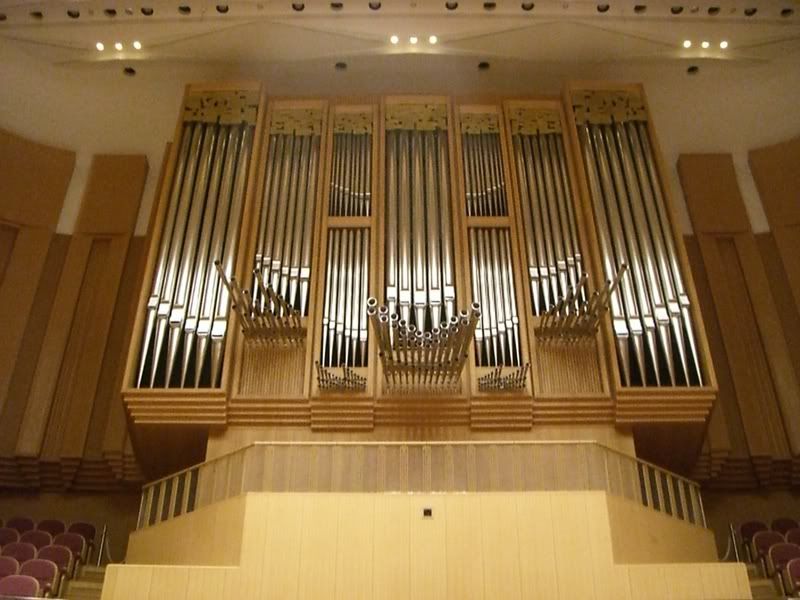 Fukui Harmony Hall organ