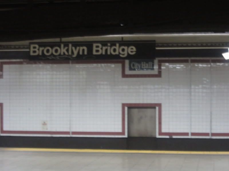 BrooklynBridgeCityHall3.jpg