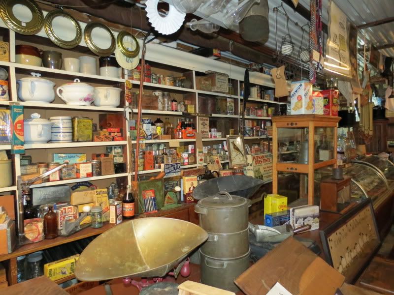 IMAGE: http://i3.photobucket.com/albums/y71/wdwmom2/test031.jpg