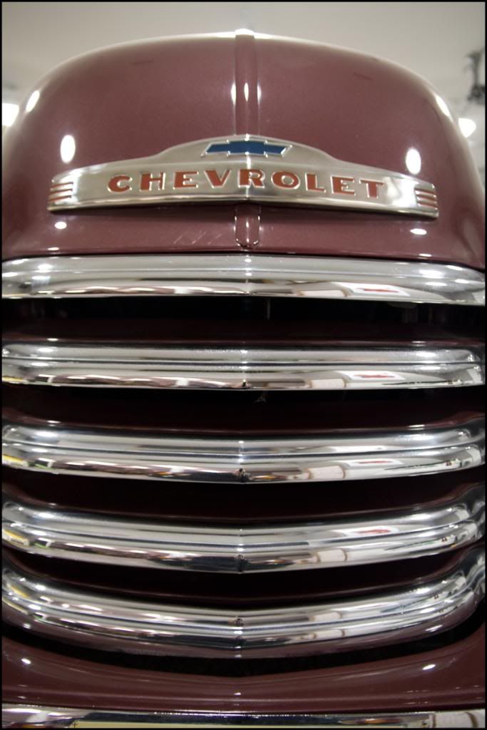 IMAGE: http://i3.photobucket.com/albums/y72/90blackcrx/Autobahn/grill.jpg