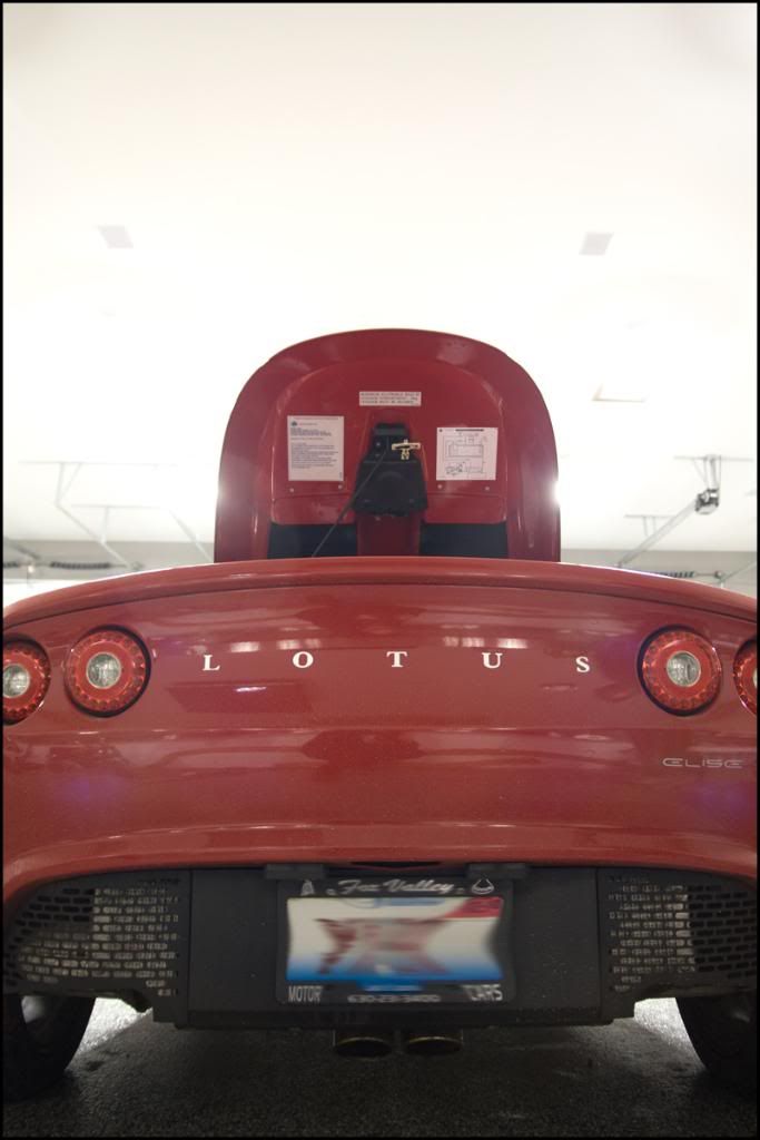 IMAGE: http://i3.photobucket.com/albums/y72/90blackcrx/Autobahn/thelight.jpg