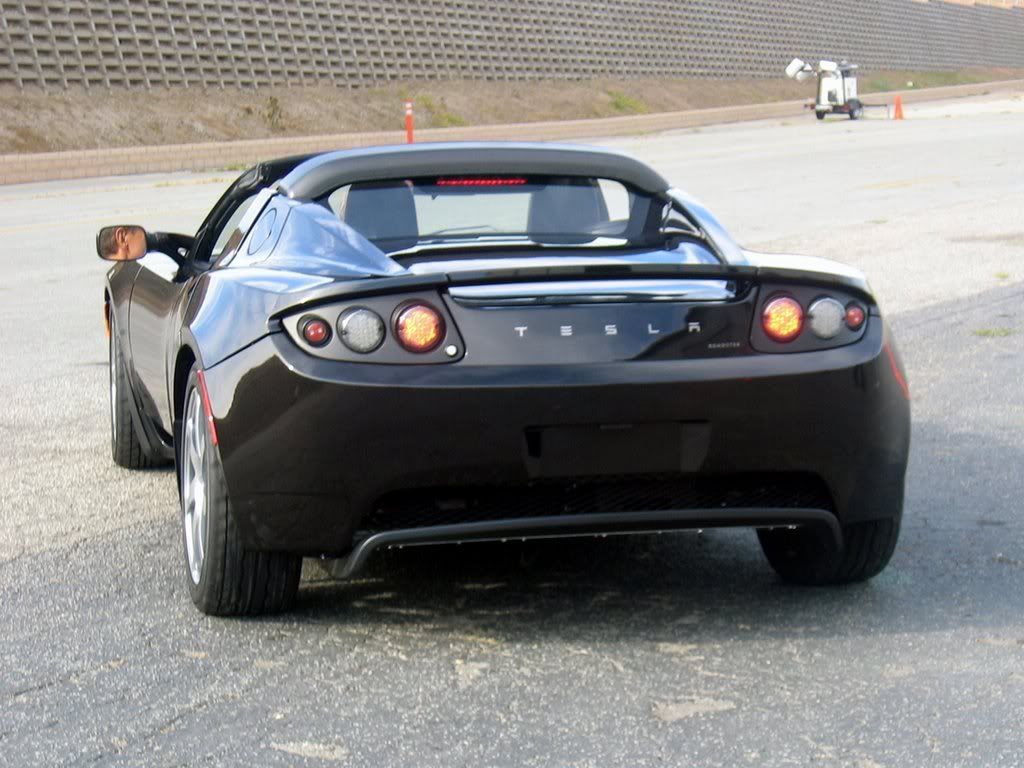 TeslaRoadster-724816.jpg