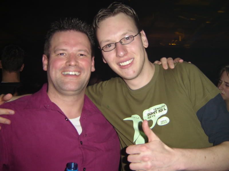 [img width=640 height=480]http://i3.photobucket.com/albums/y73/MLandJJ/Tiesto%20Exclusive%20Event%20at%20Schiphol%20March%2016%202007/TiestoExclusiveEvent062.jpg[/img]