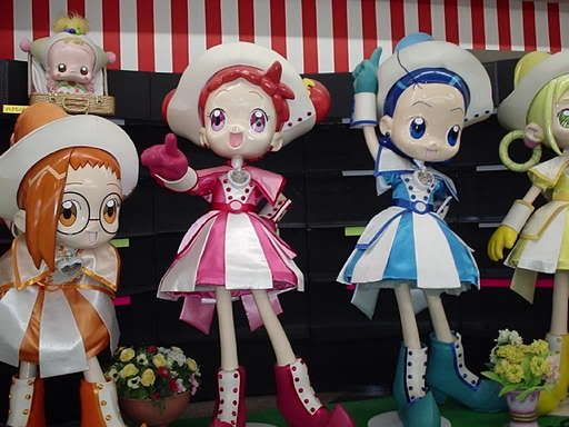 Characters from Ojamajo DoReMi.  I actually bought the pink costume on Ebay last year.