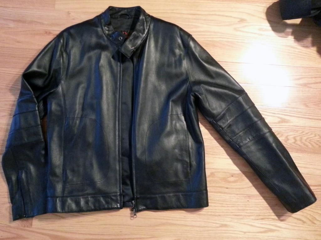 Danier Leather Logo