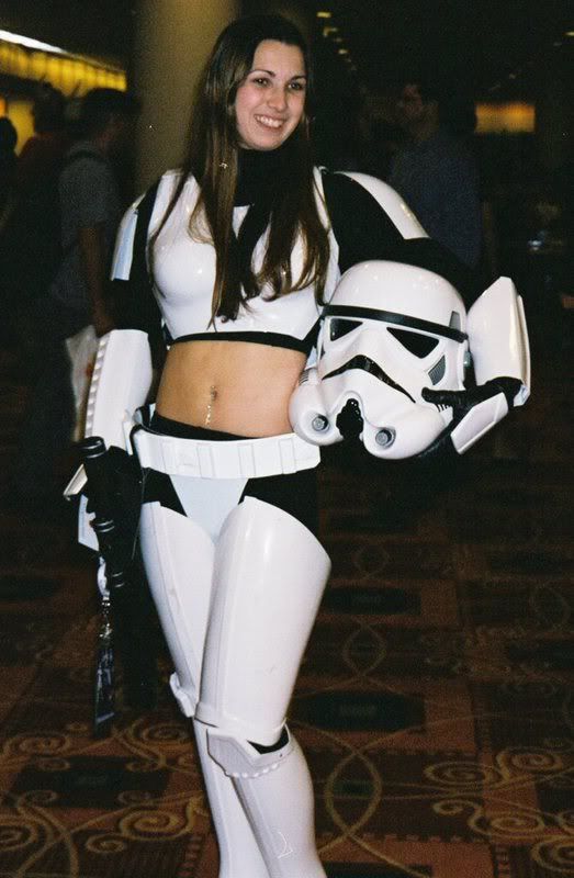 sexy_stormtrooper_22.jpg