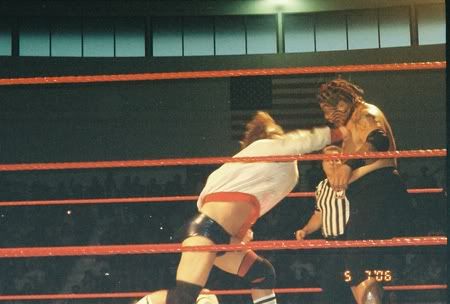 7be251a5.jpg Eugene trying to get a punch in on umaaga image by mmlc3b