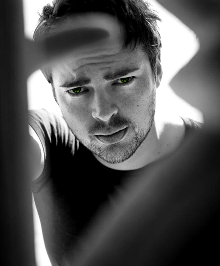 Sofie - Karl Urban picspam.