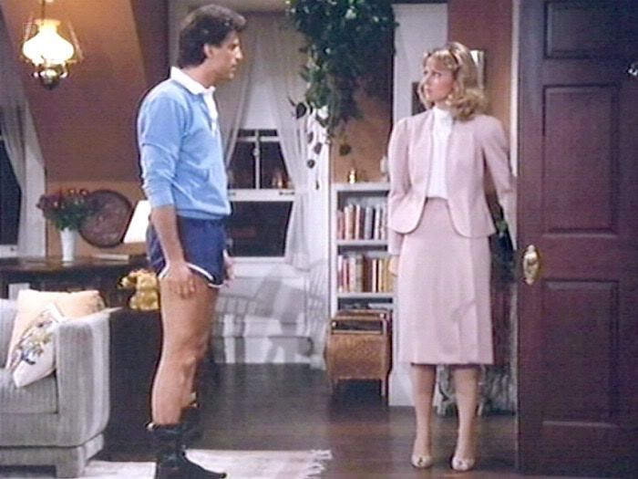 Couples Sam & Diane (Cheers) 2 Because He Proposed Five And A Half