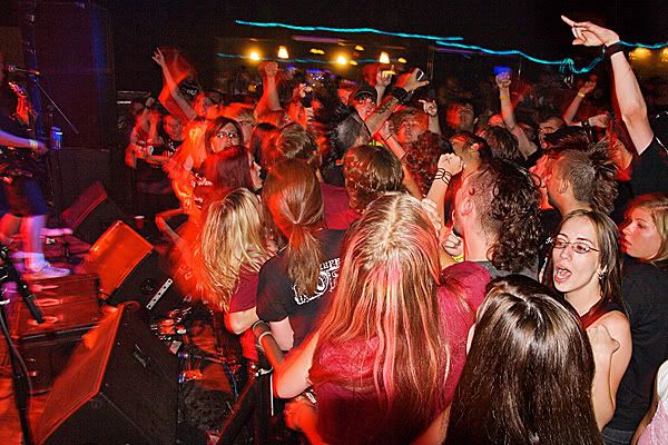 IMAGE: http://i3.photobucket.com/albums/y82/__adam/IMG_9430.jpg