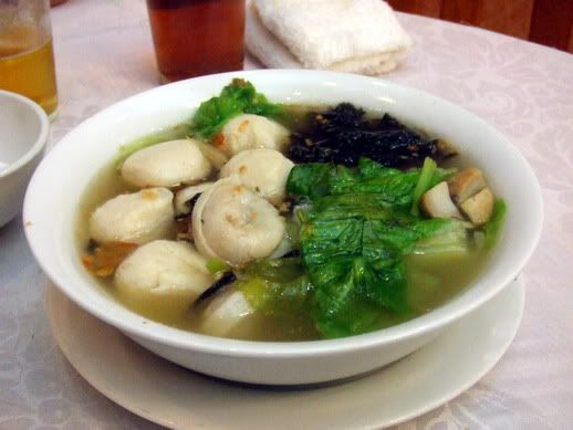 魚丸魚餃紫菜湯