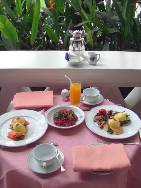 Breakfast at Raffles(Palm Court)