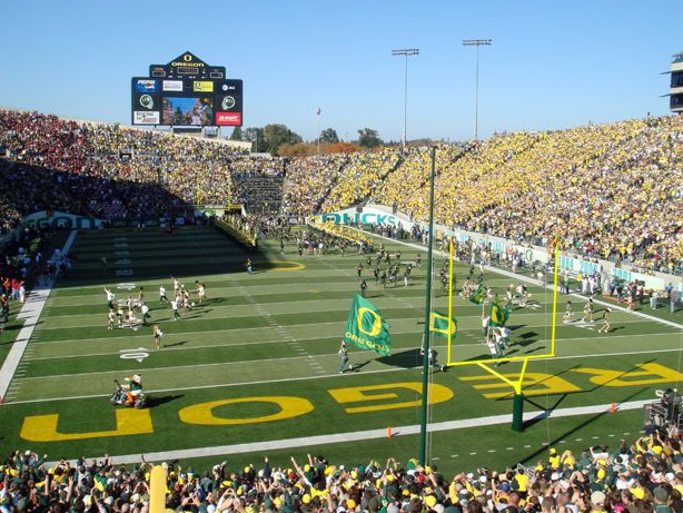 102707-Oregon-Autzen-UOentrance-TH.jpg