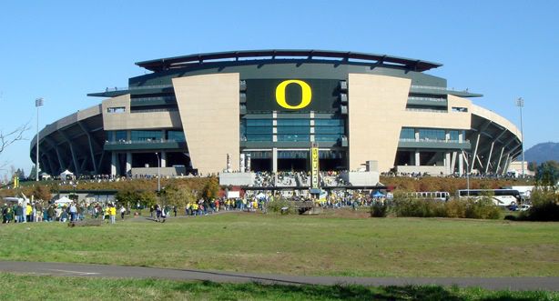102707-Oregon-AutzenStadium-ext-TH.jpg