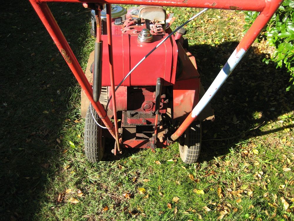 [Linked Image from i3.photobucket.com]