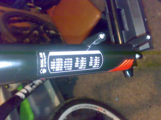 RockShox Reba TEAM 09 model Suspension fork