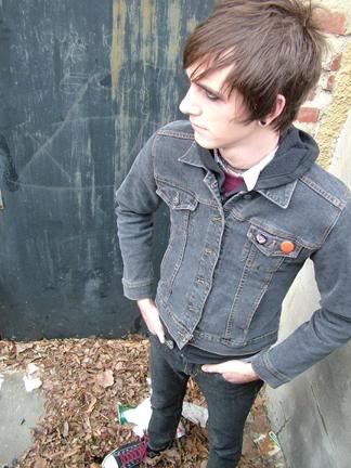 Short Emo Hairstyles For Guys