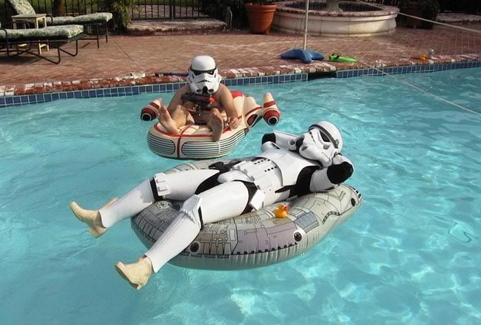 http://i3.photobucket.com/albums/y92/sithboy2000/Stormtroopersinthepool.jpg