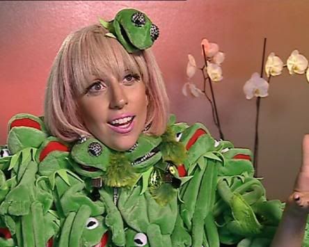 lady-gaga-frog