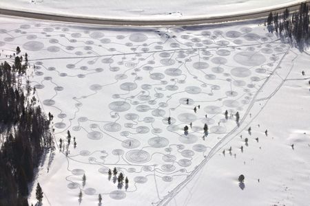 Simon Beck Snow Art