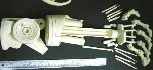 t800endoarm_1.jpg