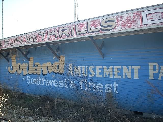 http://i3.photobucket.com/albums/y97/Rainman76/Joyland%201%2013%2008/DSCN0269.jpg
