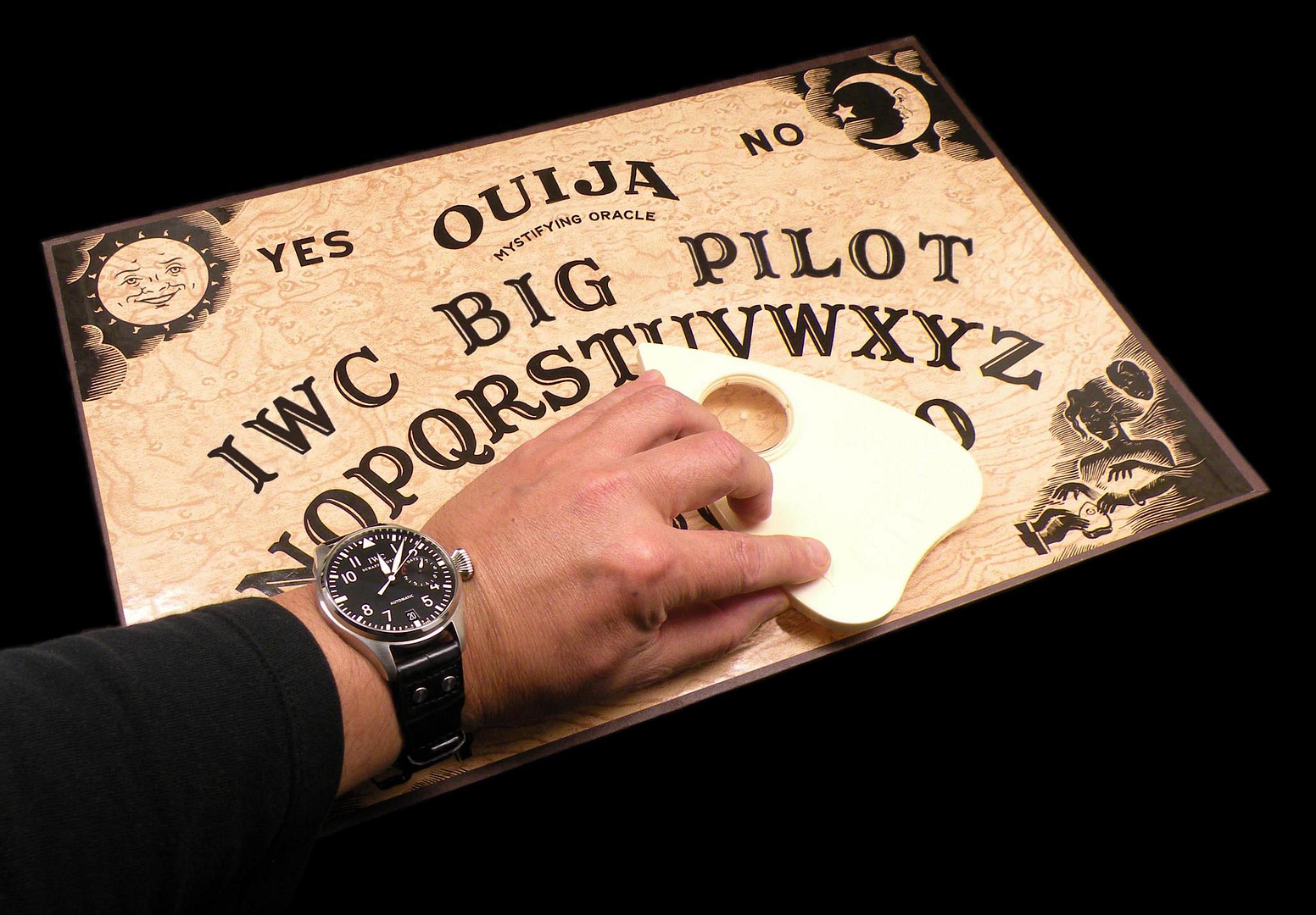 i3.photobucket.com/albums/y99/-Kokoro-/Ouija.png
