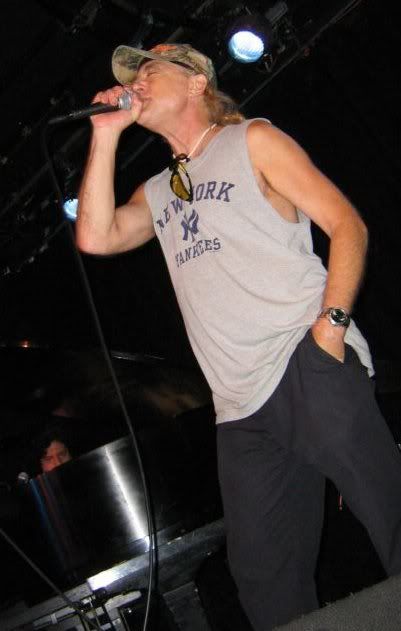 Ian Lloyd singing Ian singing