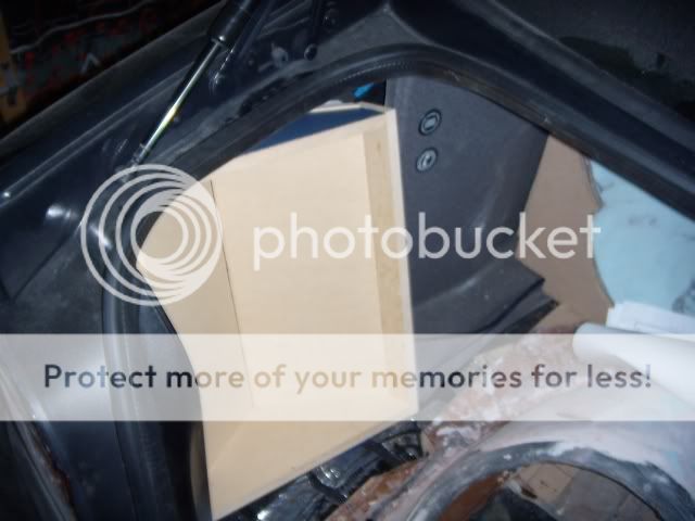 bmw 540i fiberglass trunk -- posted image.