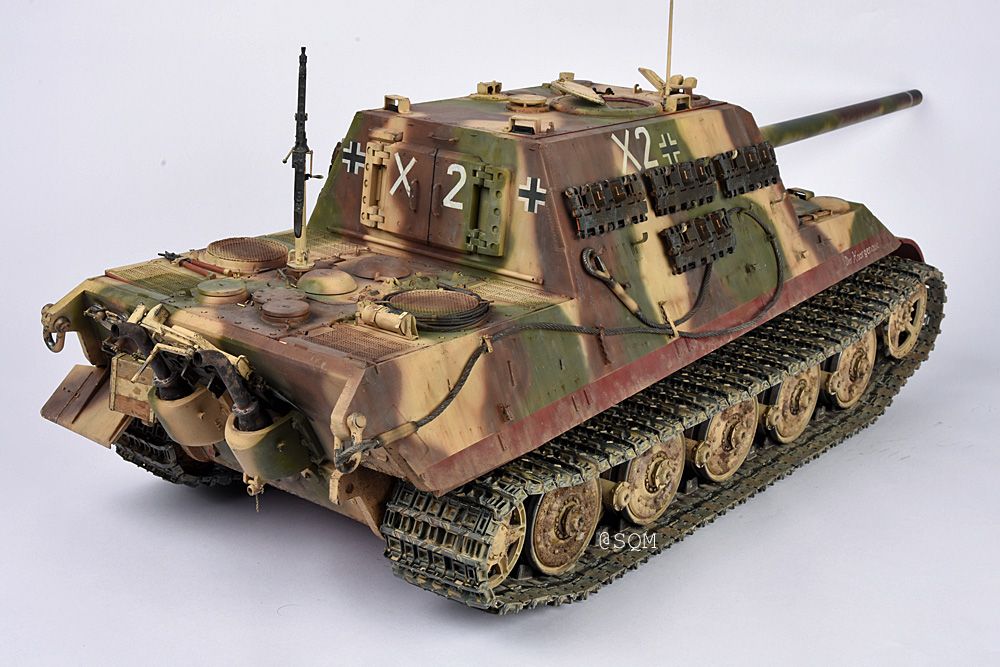 Constructive Comments Discussion Group: Trumpeter 1/16 Jagdtiger X2